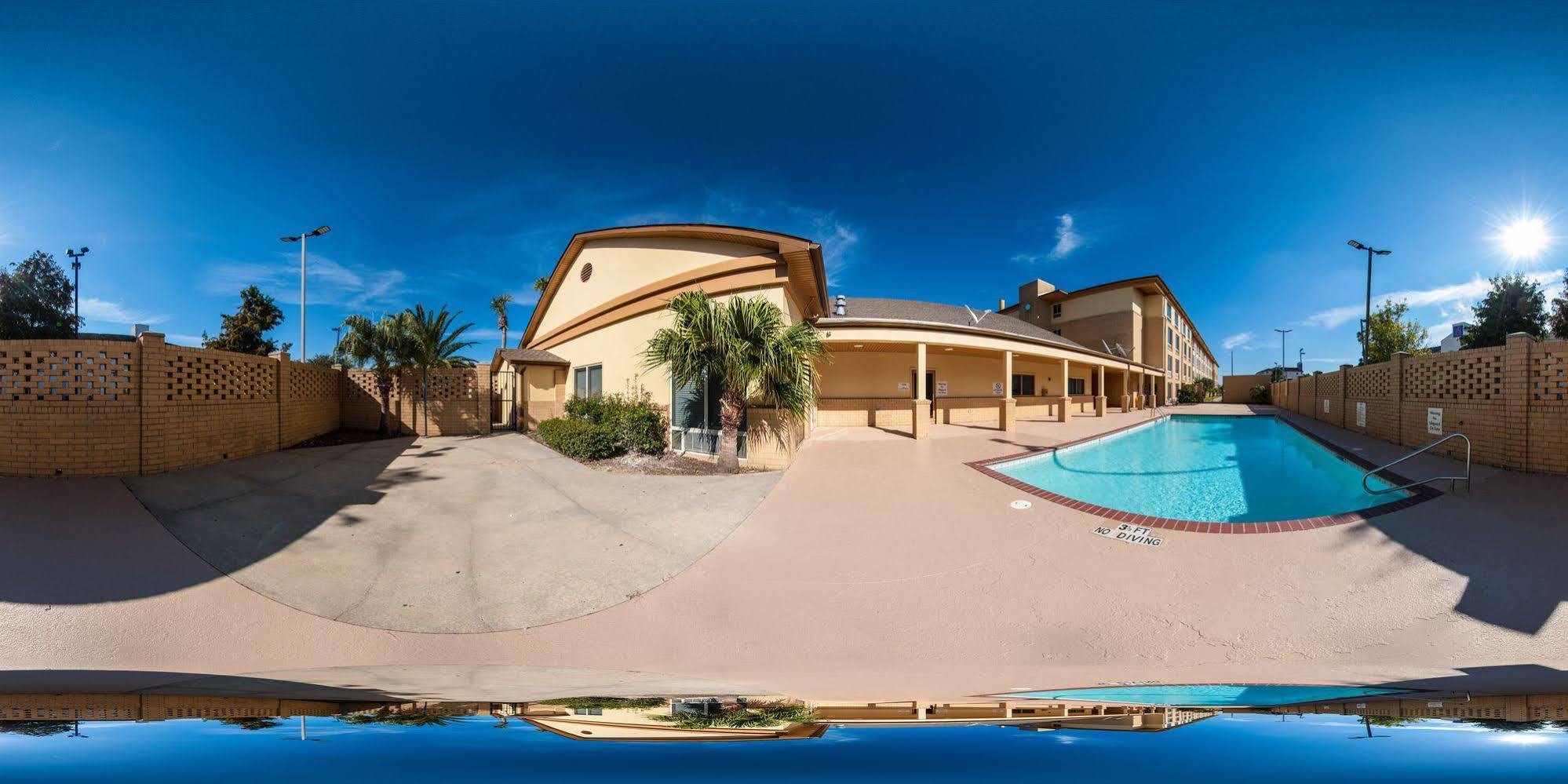 Готель La Quinta Новий Орлеан Екстер'єр фото
